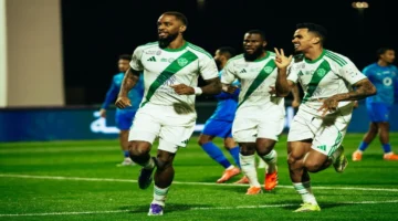 توقيت الانطلاق.. موعد وقنوات مباراة الأهلي والحزم في دوري روشن السعودي